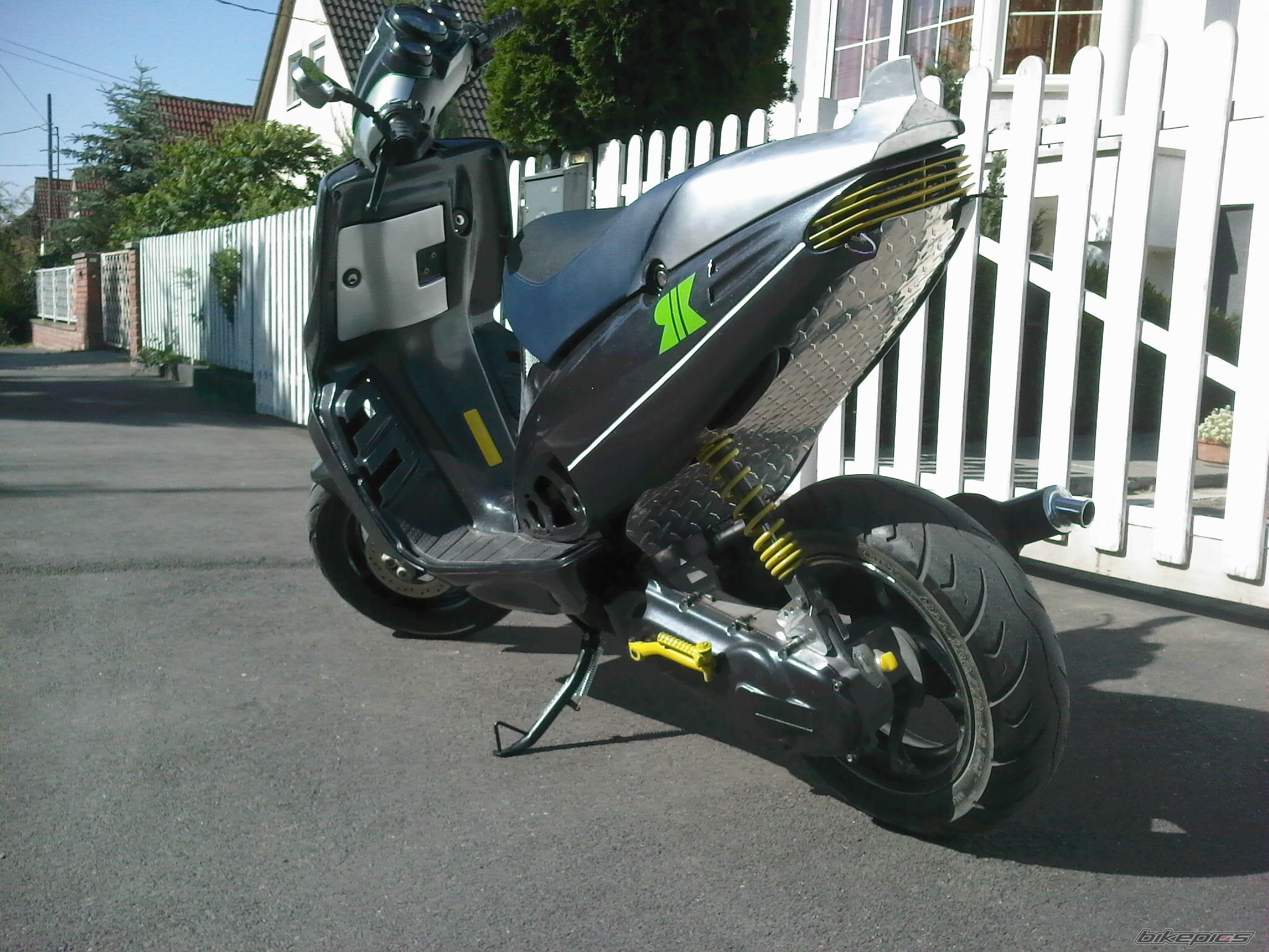 1995 MALAGUTI F 12 50 | Picture 1795522 motorcycle photo