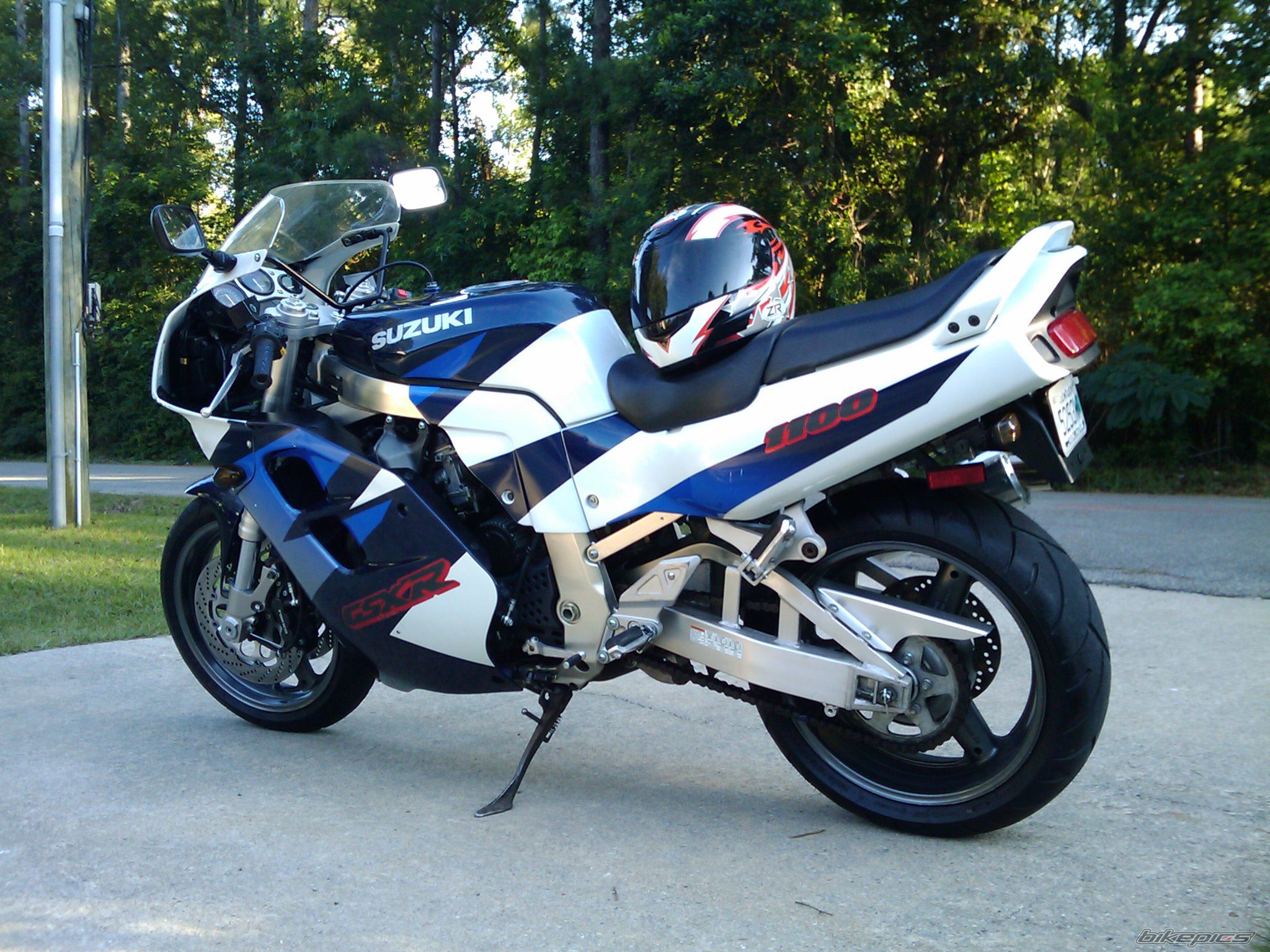 1998 SUZUKI GSX R 1100 | Picture 1795742 motorcycle photo