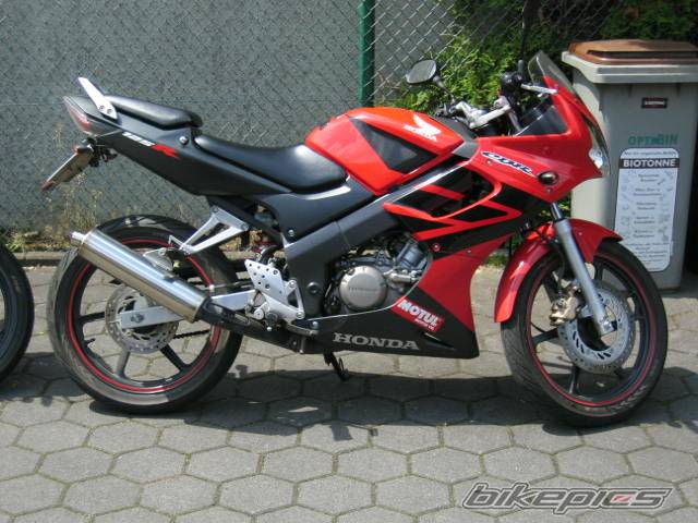 2004 HONDA CBR 125 | Picture 179722 motorcycle photo
