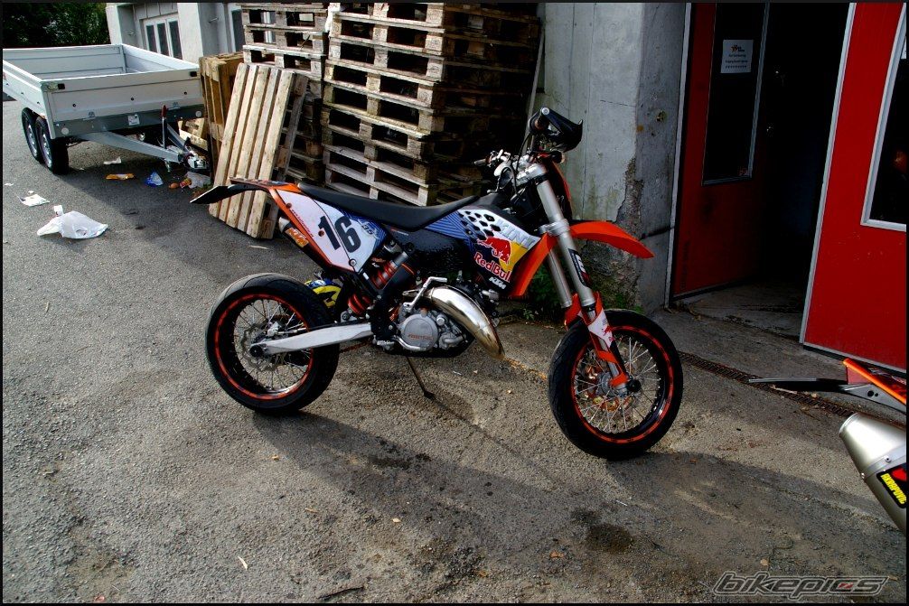 2010 KTM 125 EXC | Picture 1798465 motorcycle photo