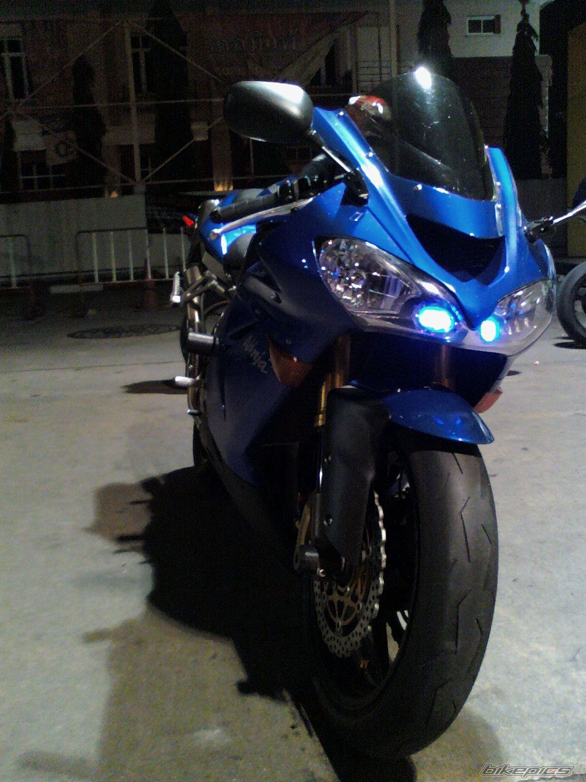 2004 KAWASAKI ZX 10R | Picture 1800515 motorcycle photo