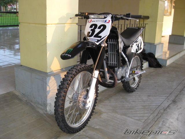 2009 HONDA XR 200 | Picture 1800971 motorcycle photo