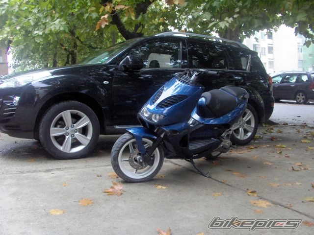 2001 APRILIA SR 125 | Picture 1800984 motorcycle photo