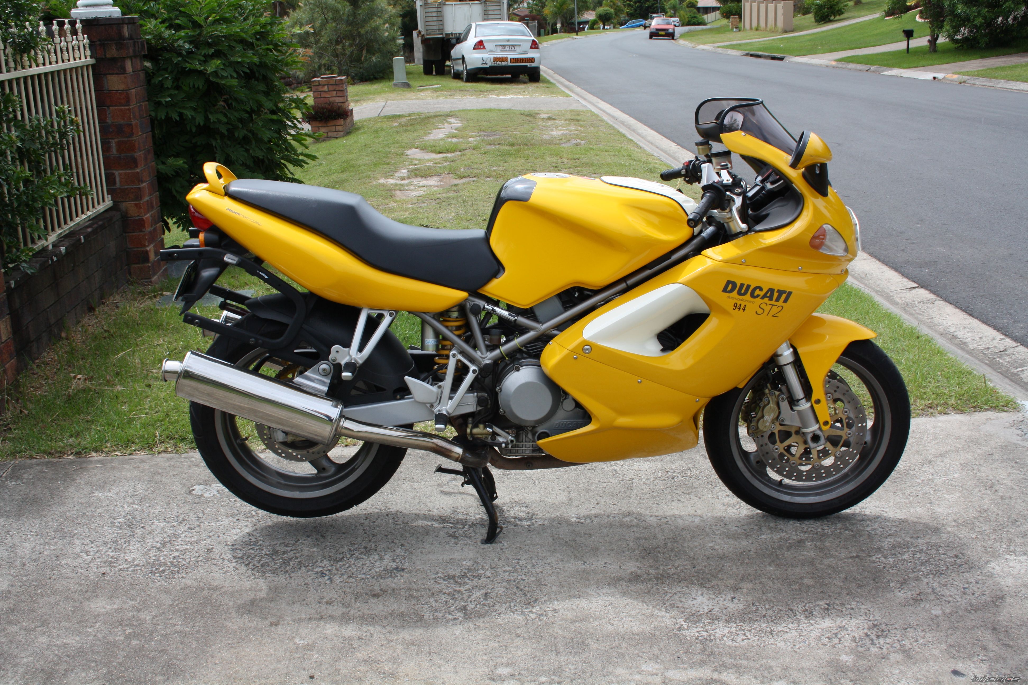 2001 DUCATI ST2 | Picture 1801006 motorcycle photo