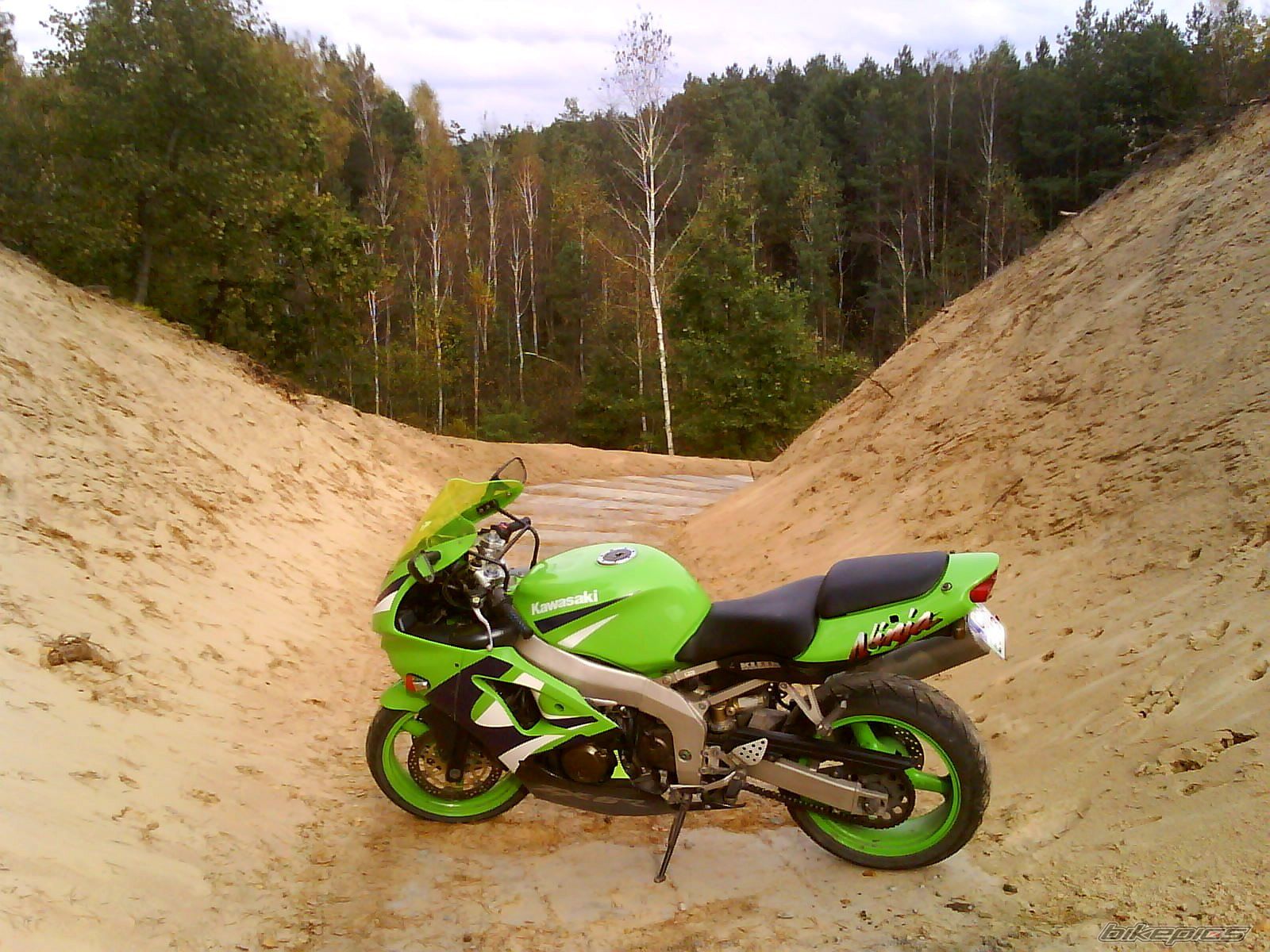 1999 KAWASAKI ZX 6R | Picture 1801116 motorcycle photo
