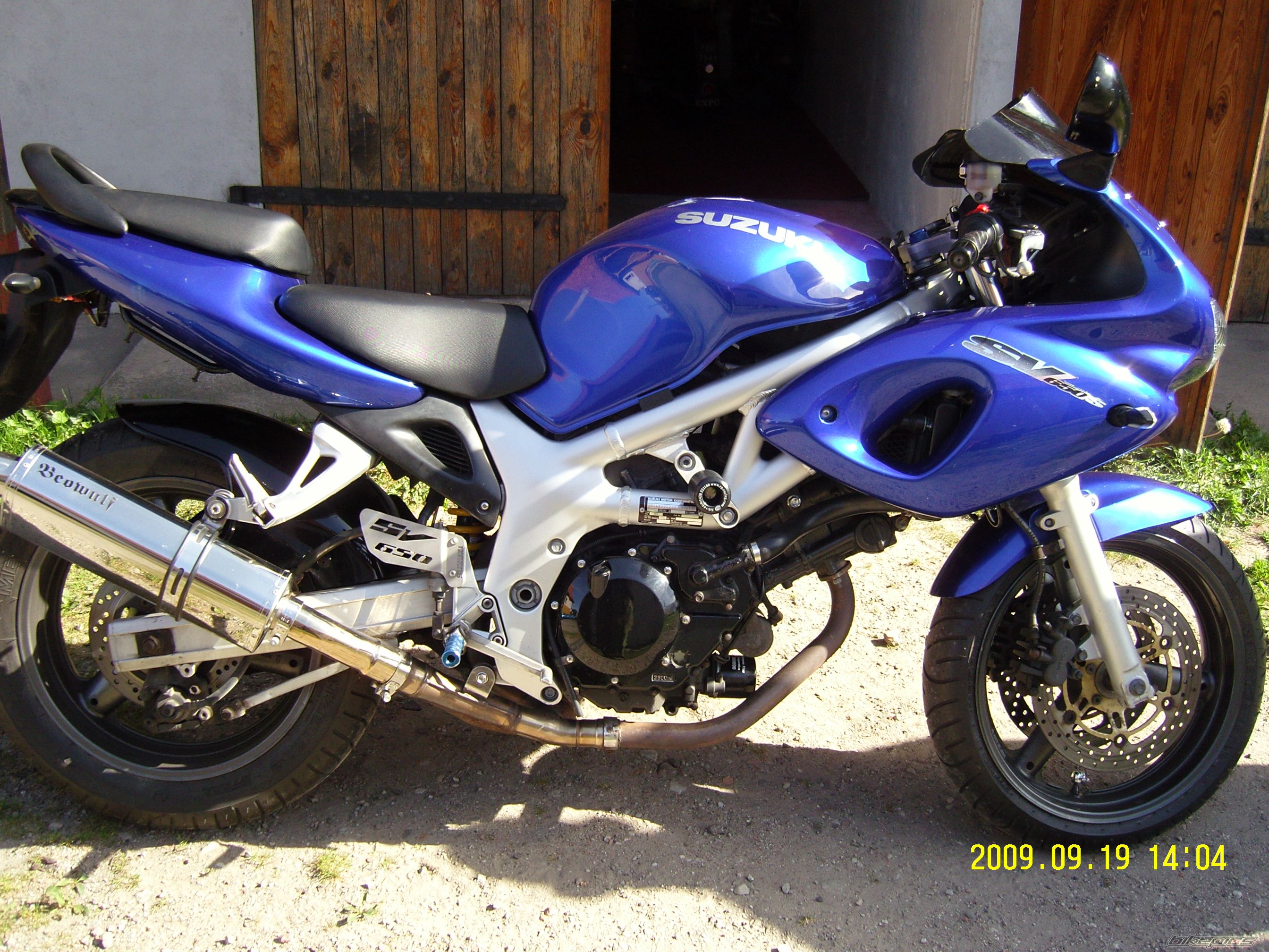 2000 SUZUKI SV 650S | Picture 1801328 motorcycle photo