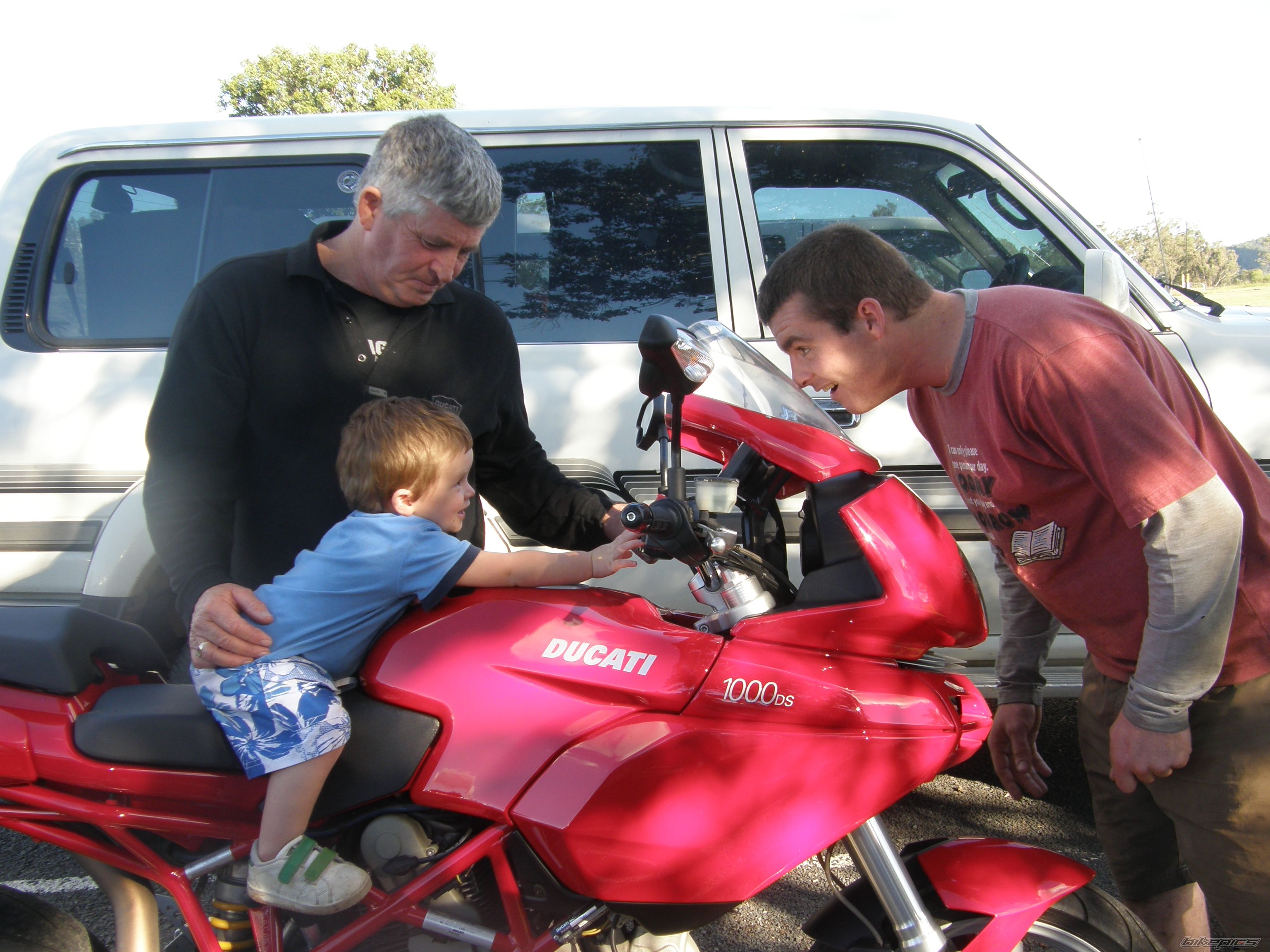 2004 DUCATI DS 1000 MULTISTRADA | Picture 1801459 motorcycle photo