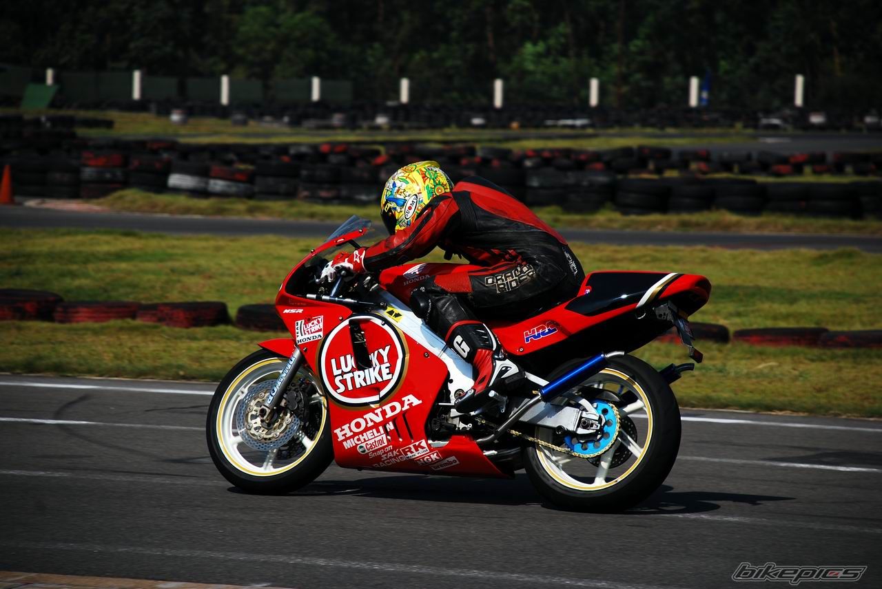 2008 HONDA NSR 250 | Picture 1801509 motorcycle photo