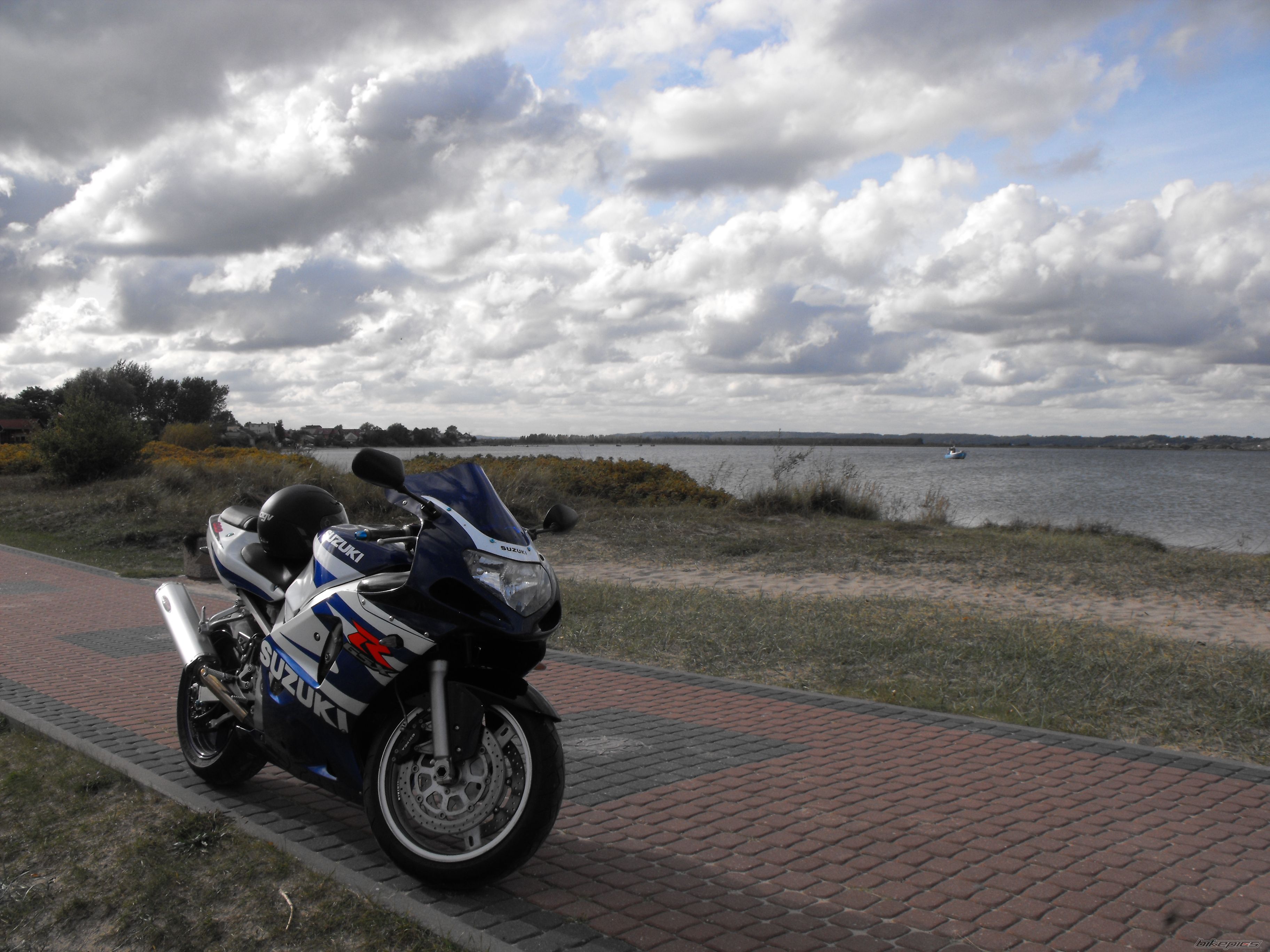 2002 SUZUKI GSX R 600 | Picture 1802353 motorcycle photo