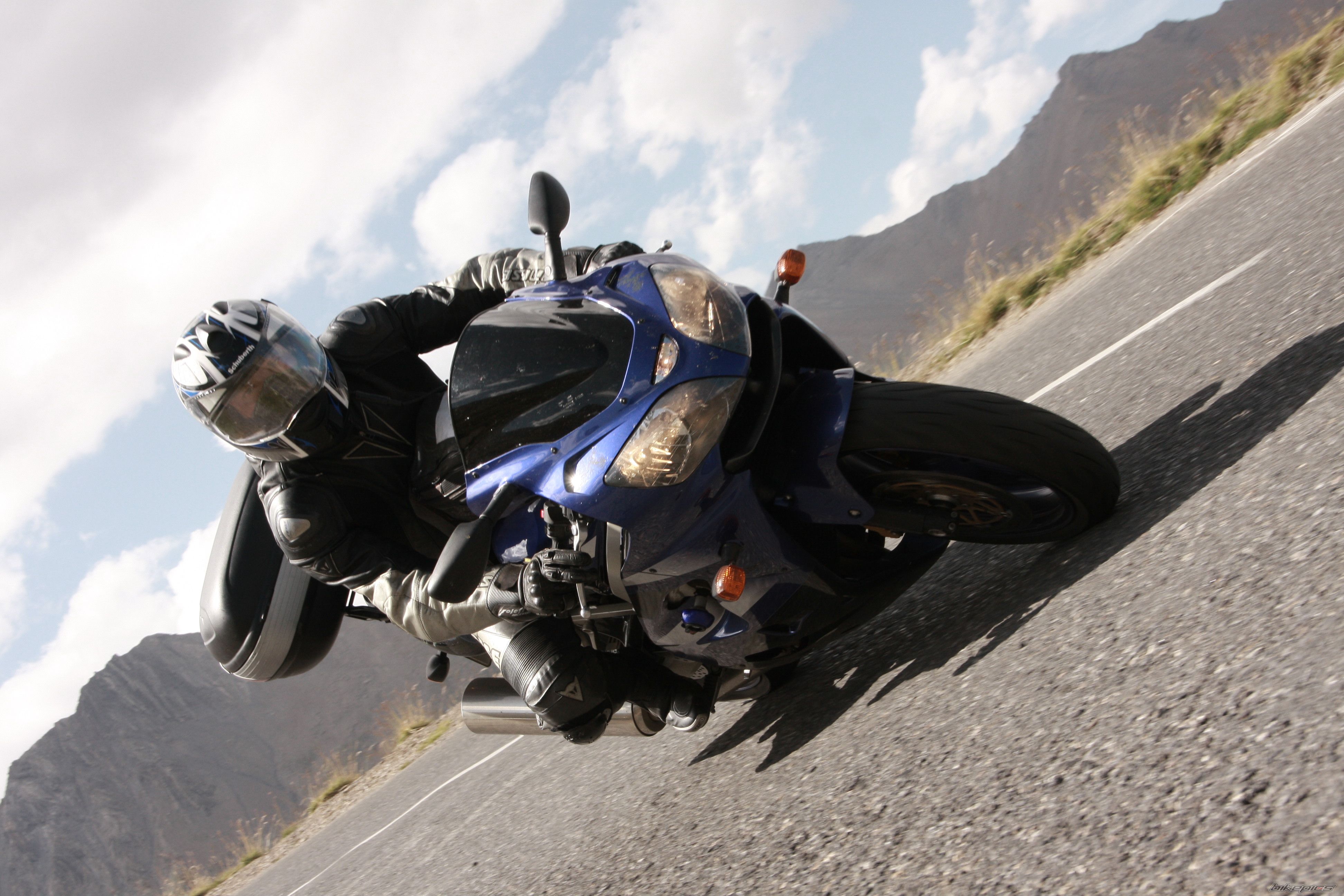 2002 KAWASAKI ZX 9R | Picture 1805077 motorcycle photo