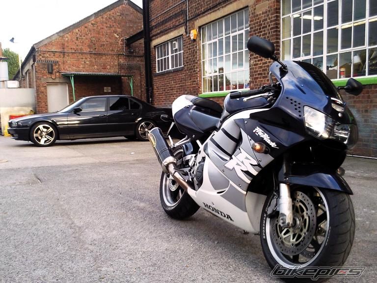 1999 HONDA CBR 900 | Picture 1806273 motorcycle photo