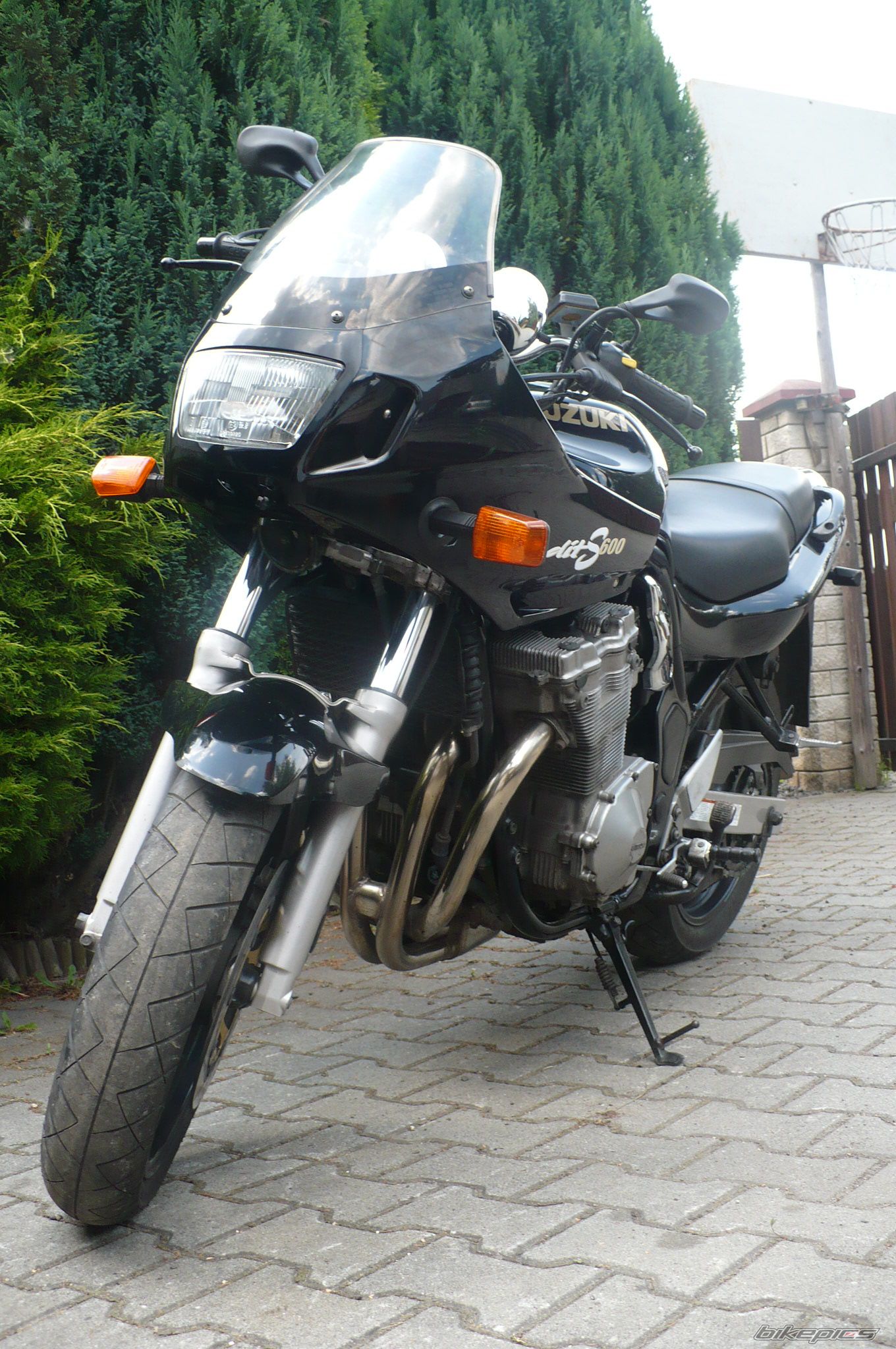 1998 SUZUKI BANDIT 600S | Picture 1806416 motorcycle photo