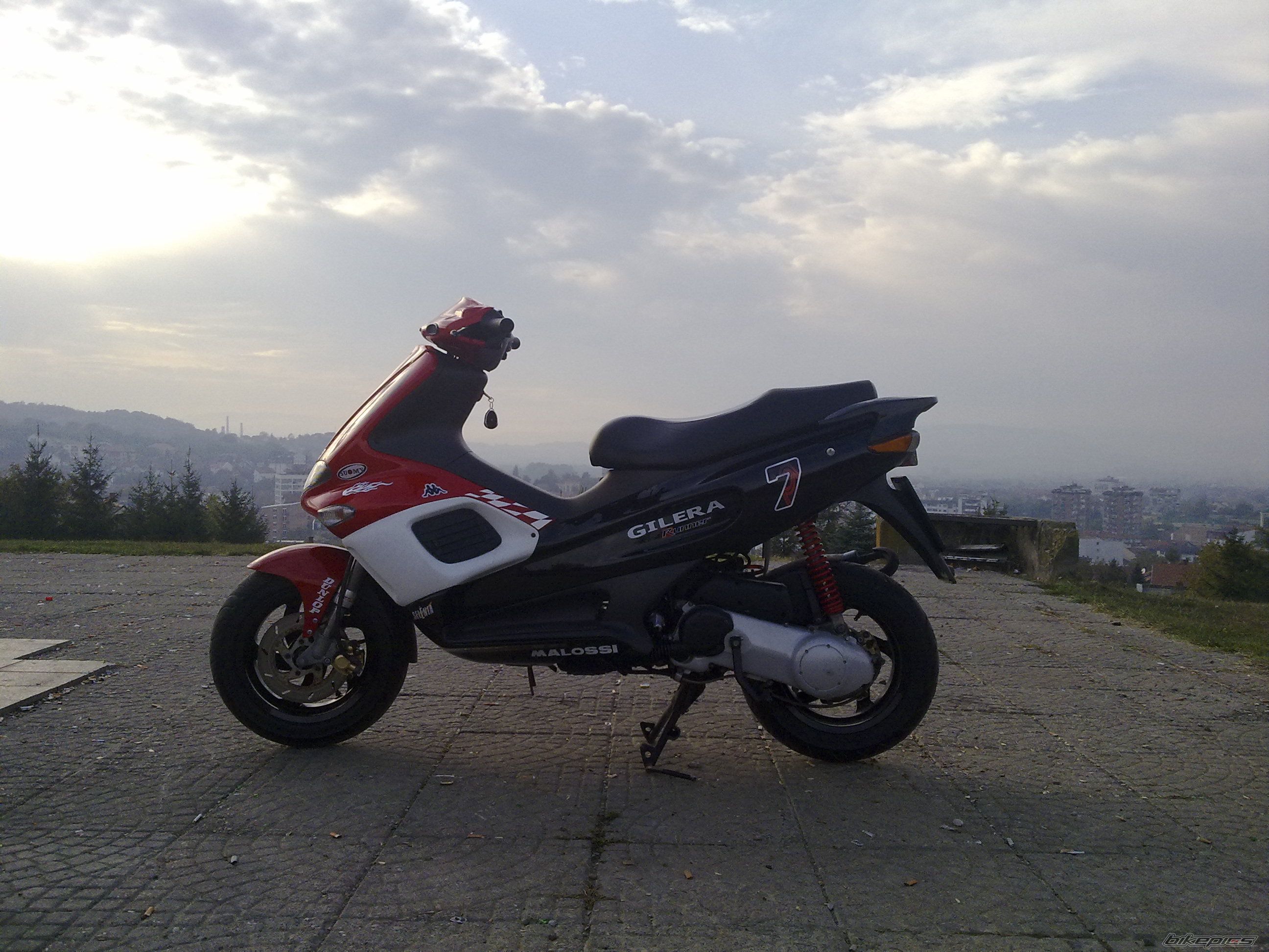 2010 GILERA RUNNER 50 | Picture 1806594 motorcycle photo