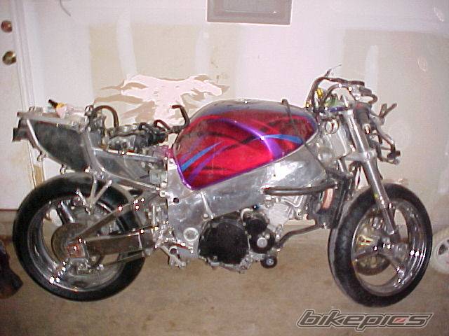 1996 SUZUKI GSX R 750 | Picture 18073 motorcycle photo