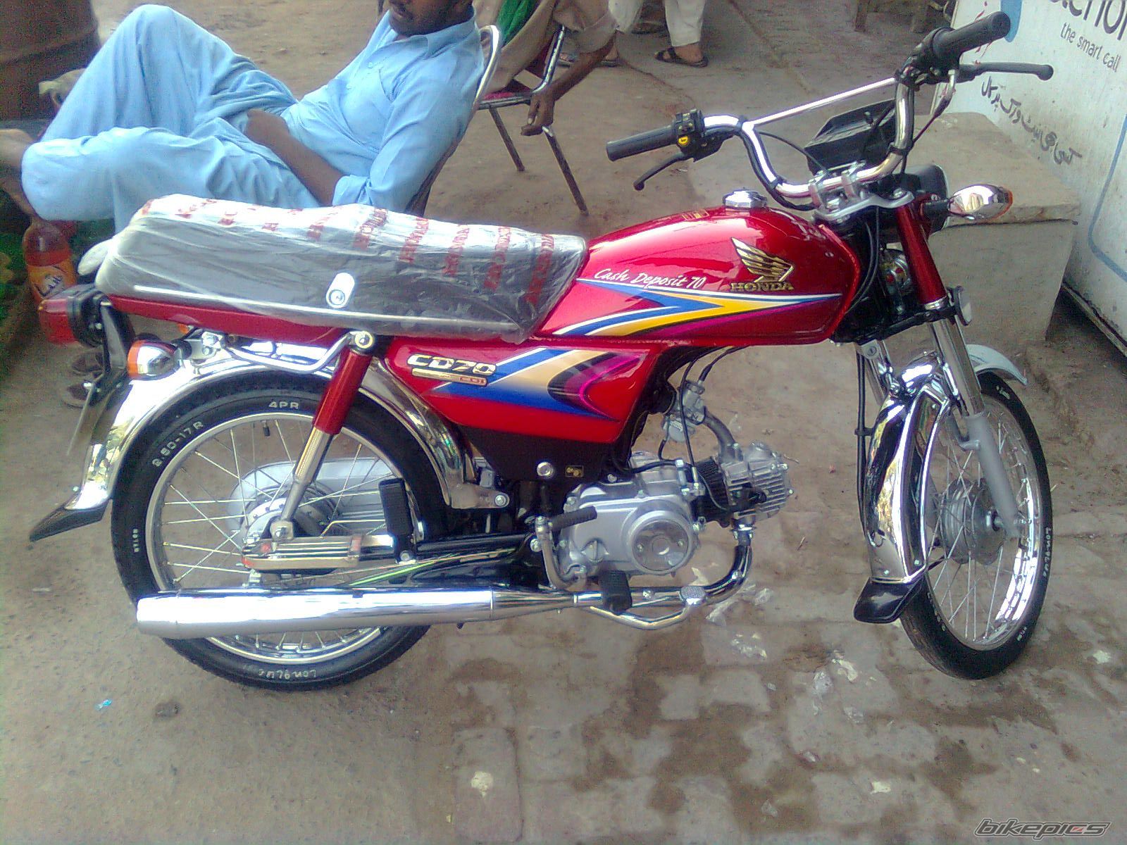 2010 HONDA CD 70 | Picture 1808466 motorcycle photo