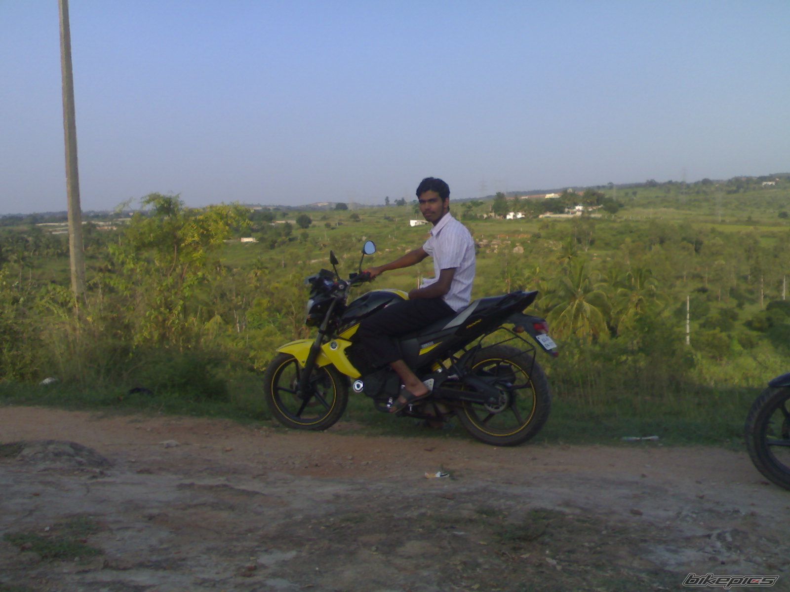 2010 YAMAHA FZ 150 | Picture 1808659 motorcycle photo