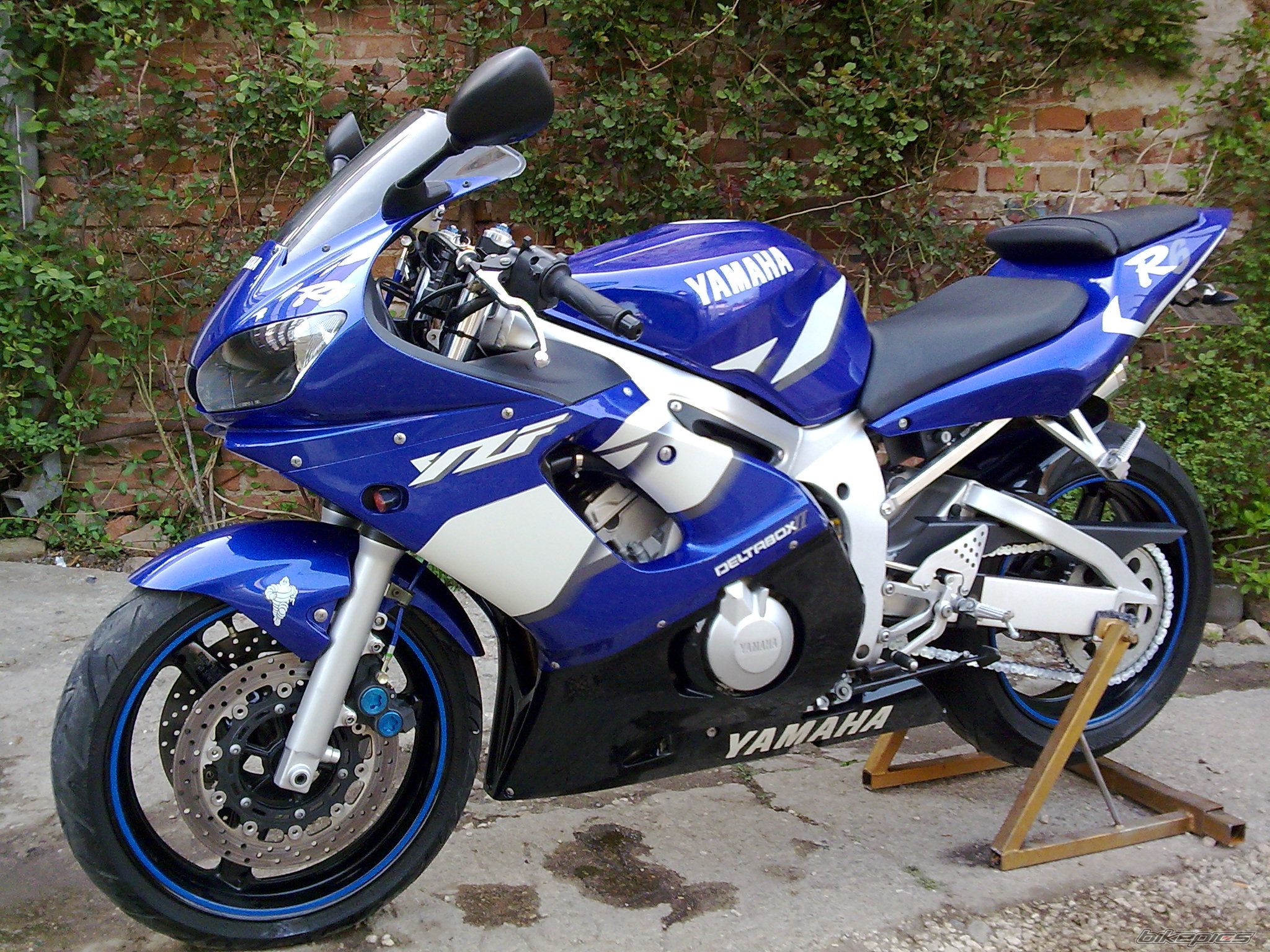 2002 YAMAHA YZF R6 | Picture 1809670 motorcycle photo