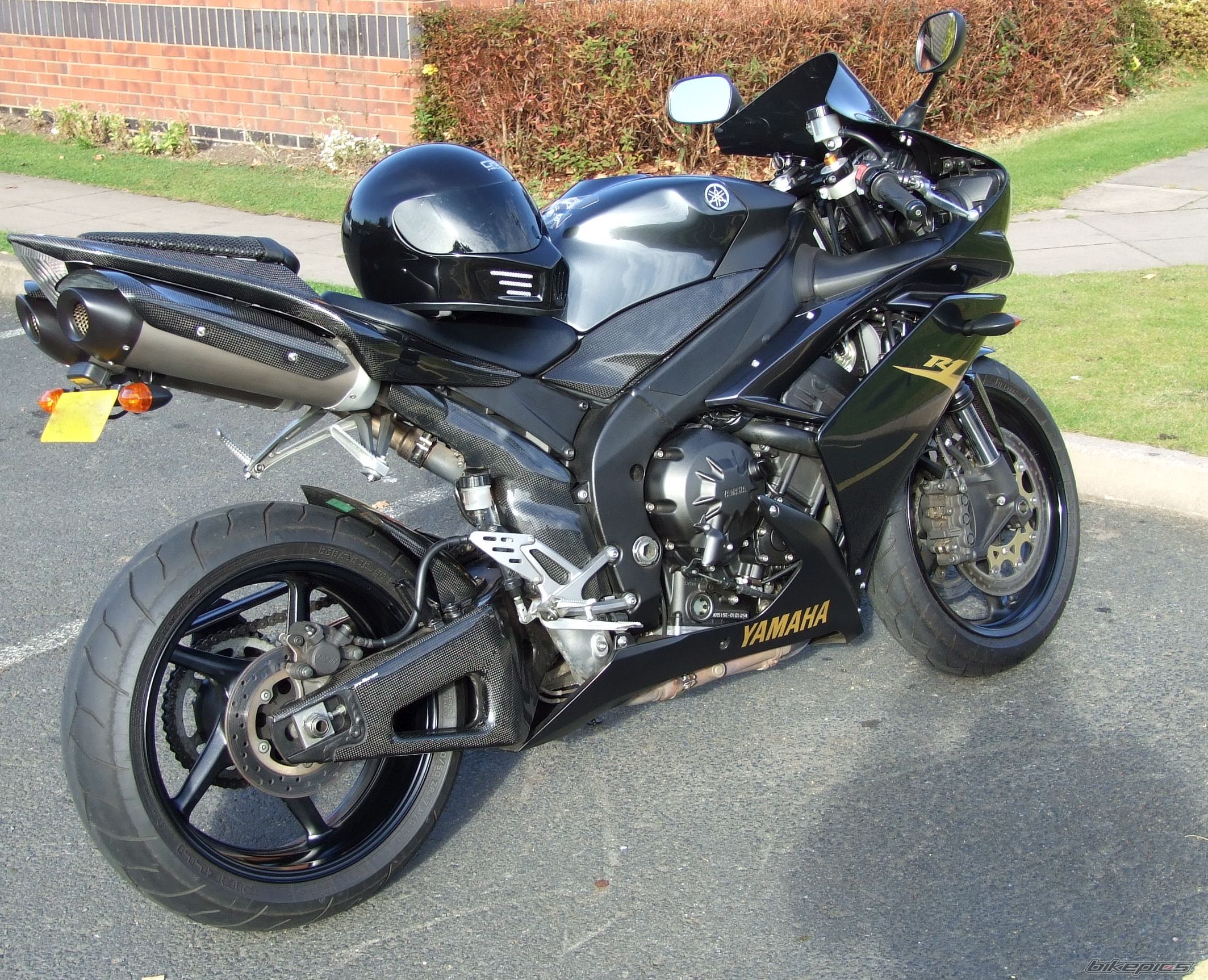 2008 YAMAHA YZF R1 | Picture 1809730 motorcycle photo