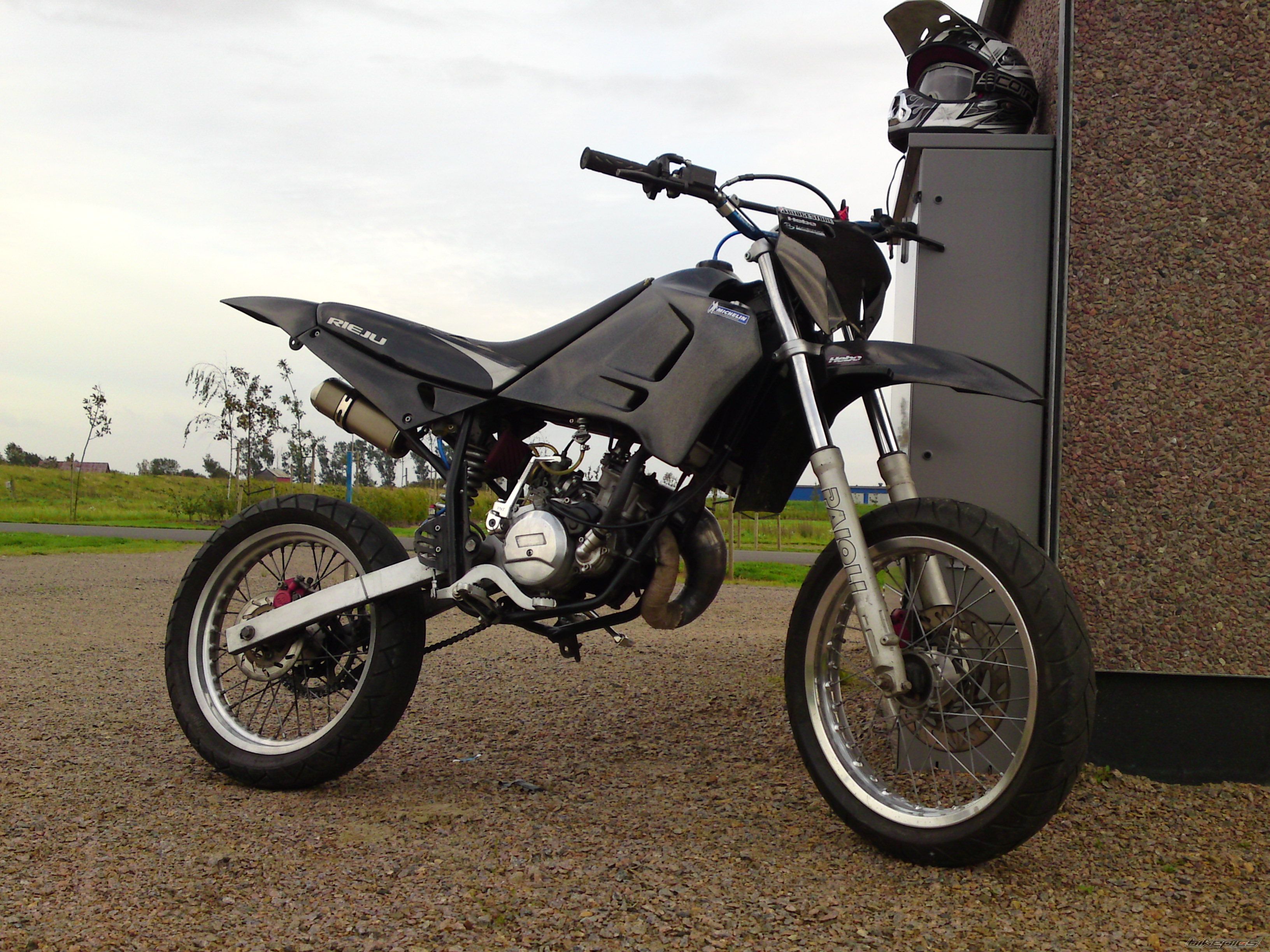 2001 RIEJU RR 50 SM | Picture 1811874 motorcycle photo