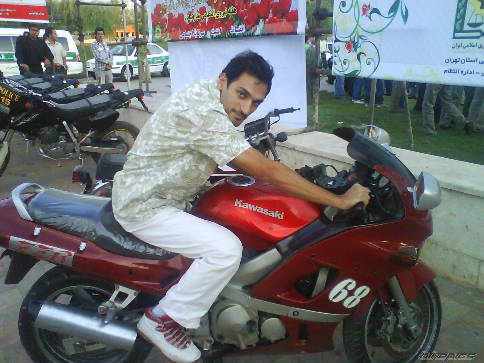 1997 KAWASAKI ZZR 400 | Picture 1812989 motorcycle photo