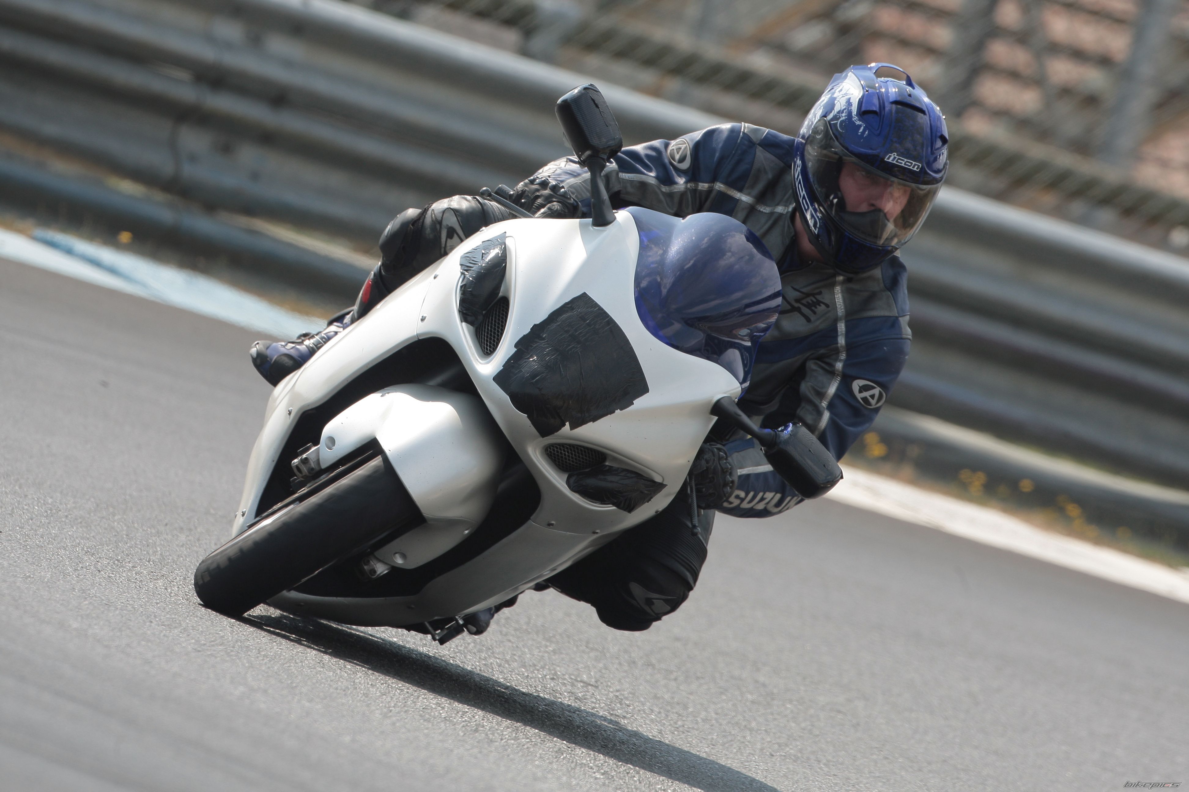 2001 SUZUKI HAYABUSA | Picture 1814228 motorcycle photo
