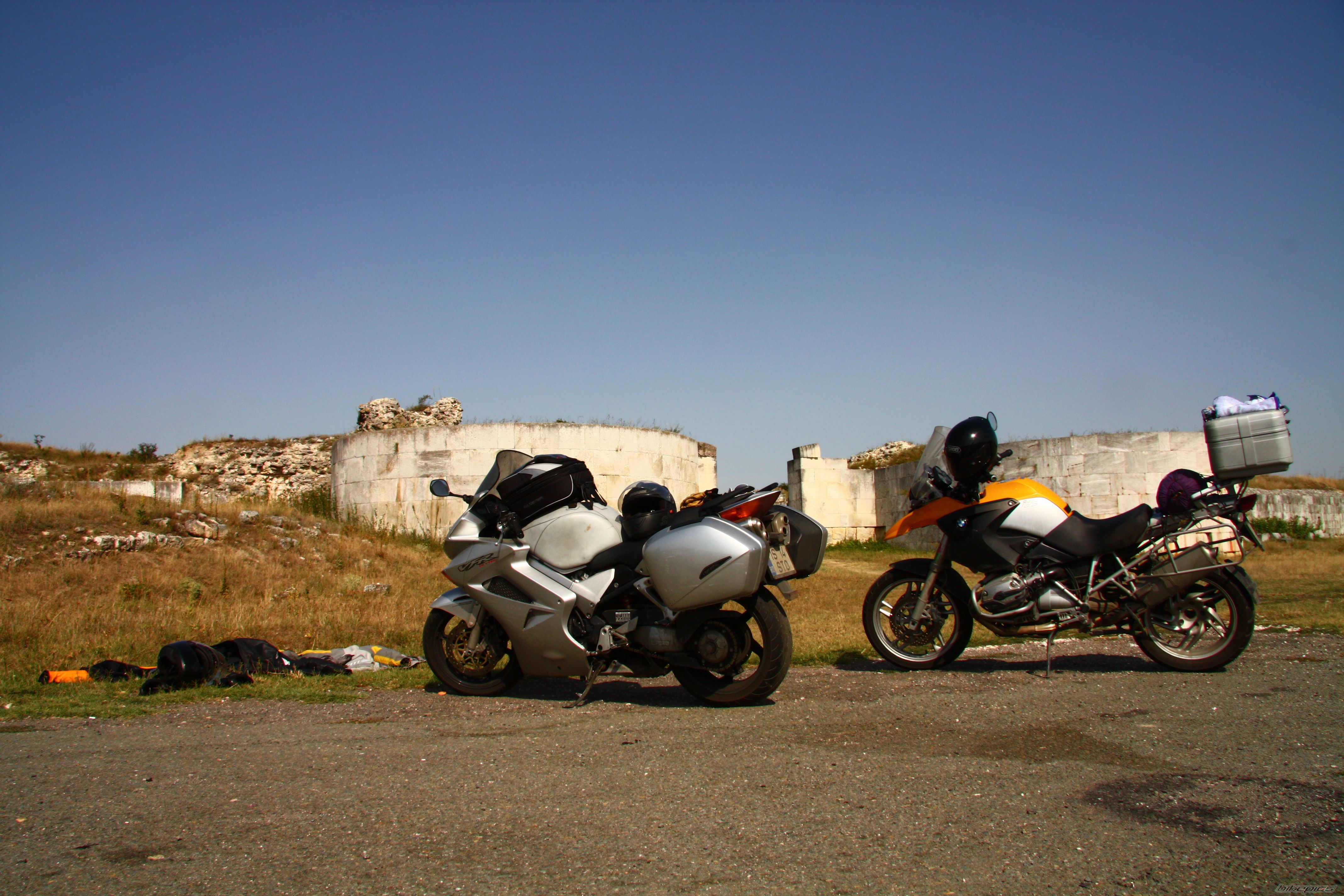 2002 HONDA VFR 800 | Picture 1814688 motorcycle photo