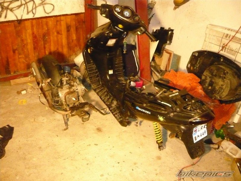 2000 SUZUKI KATANA AY 50 | Picture 1815712 motorcycle photo