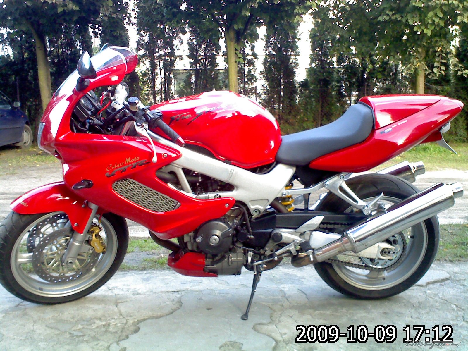 2001 HONDA VTR 1000 | Picture 1815809 motorcycle photo