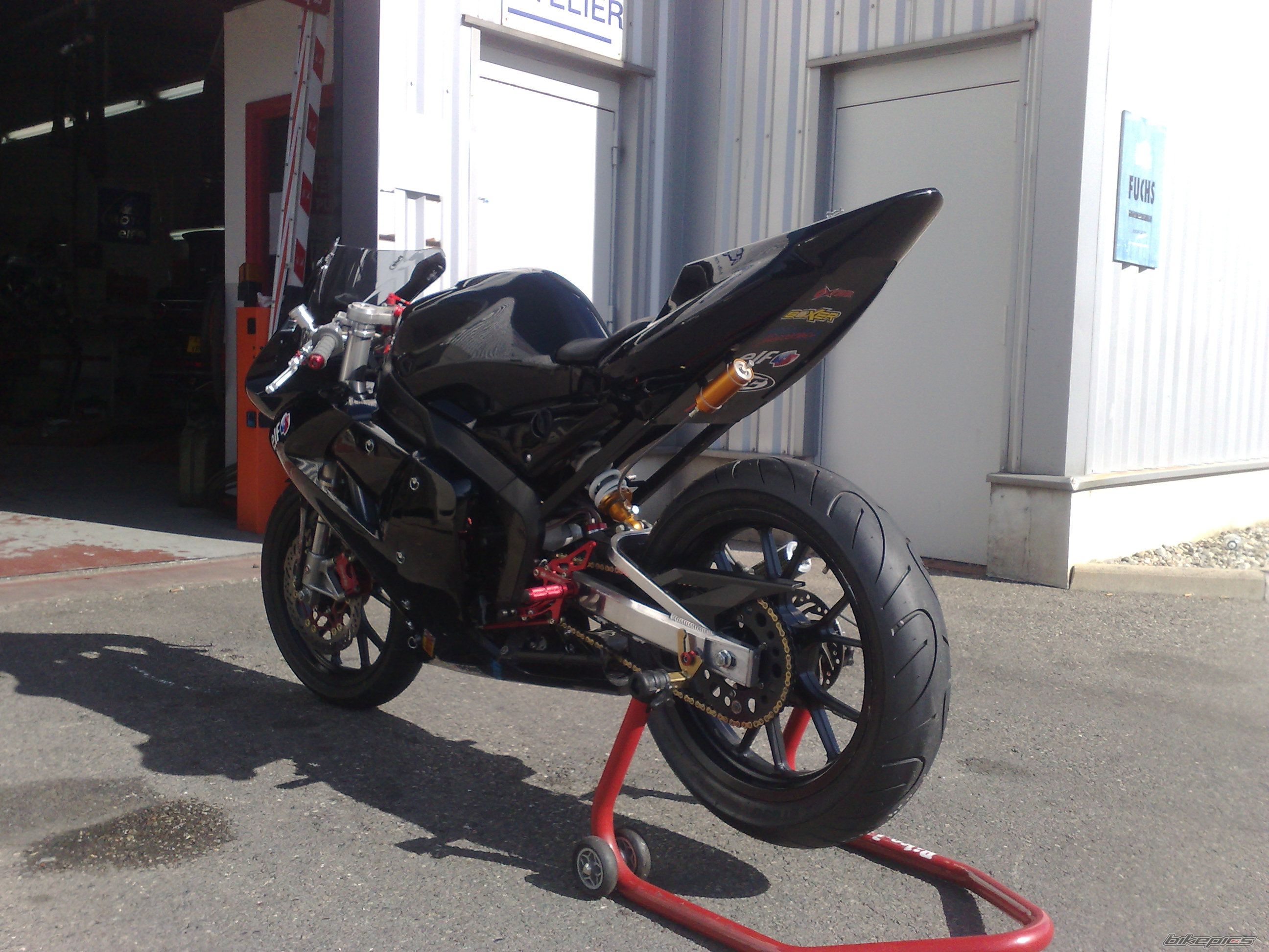 2010 YAMAHA TZR 50 | Picture 1815816 motorcycle photo