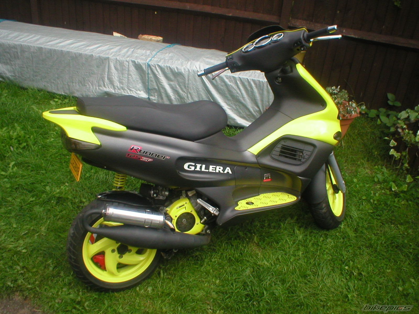 2002 GILERA RUNNER 125 SP | Picture 1817670 motorcycle photo