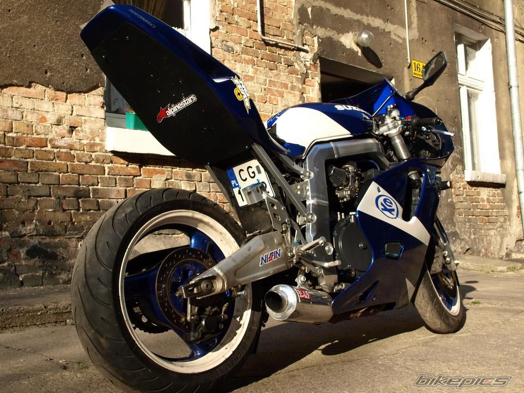 1992 SUZUKI GSX R 750 | Picture 1821267 motorcycle photo