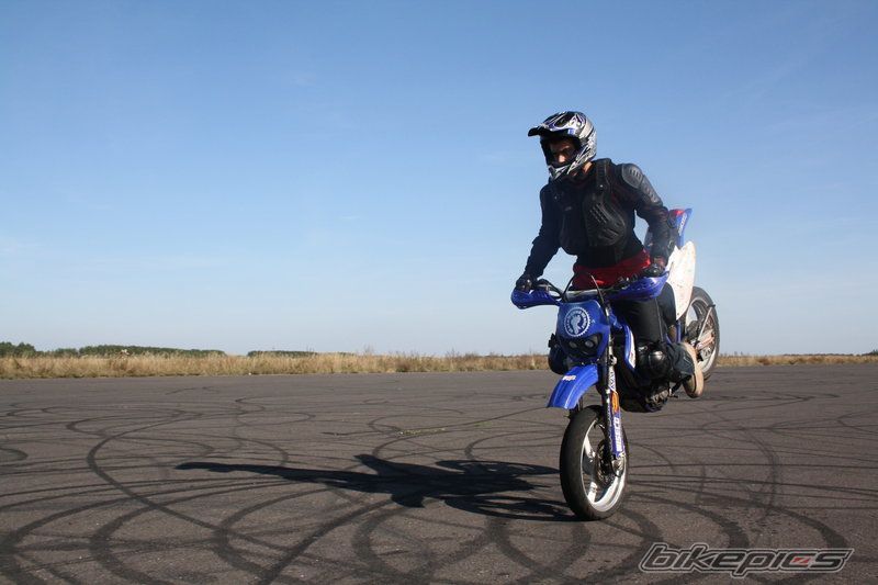 2000 YAMAHA WR 400F | Picture 1822089 motorcycle photo