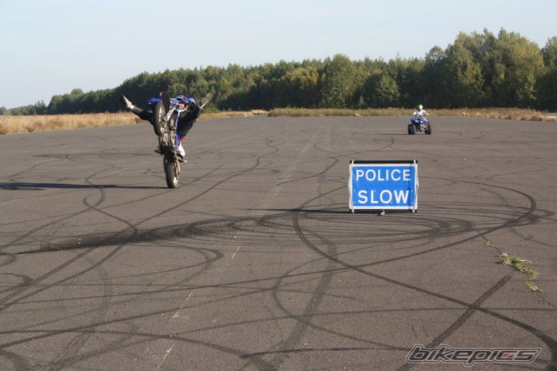 2000 YAMAHA WR 400F | Picture 1822096 motorcycle photo