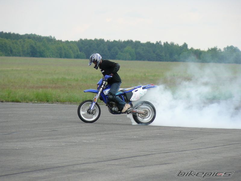 2000 YAMAHA WR 400F | Picture 1822101 motorcycle photo