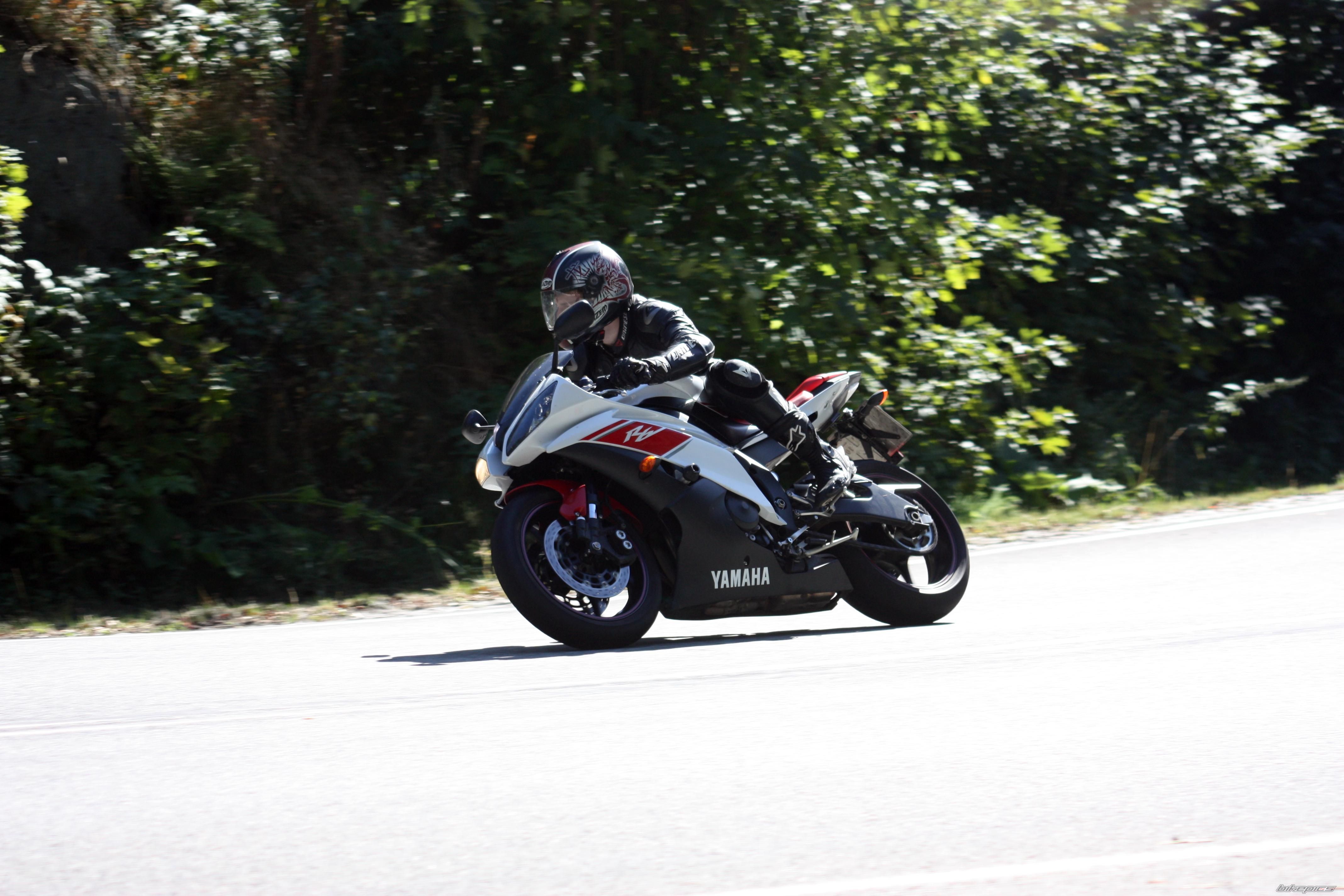 2008 YAMAHA YZF R6 | Picture 1822304 motorcycle photo
