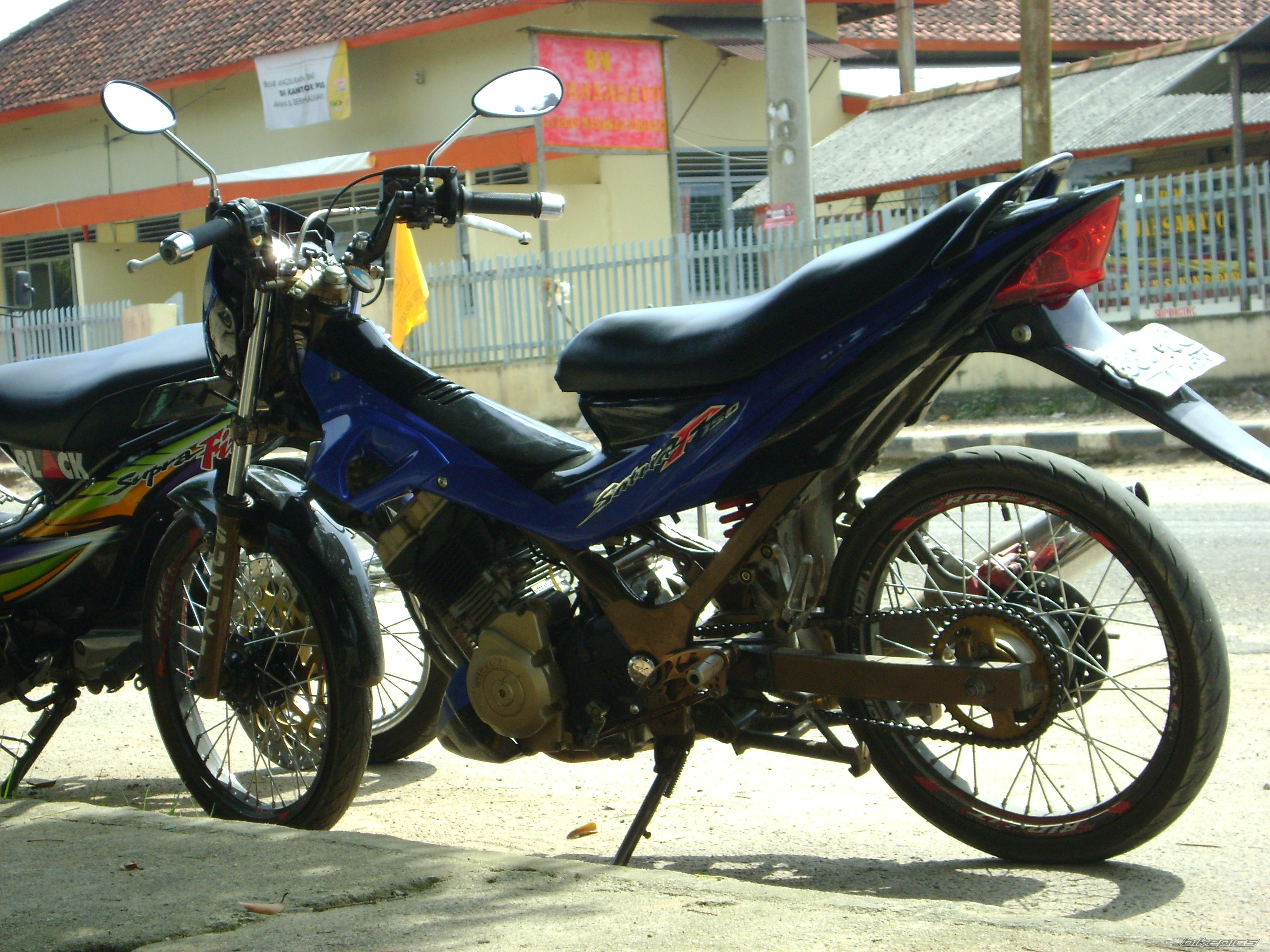 2005 SUZUKI SATRIA F 150 | Picture 1823438 motorcycle photo