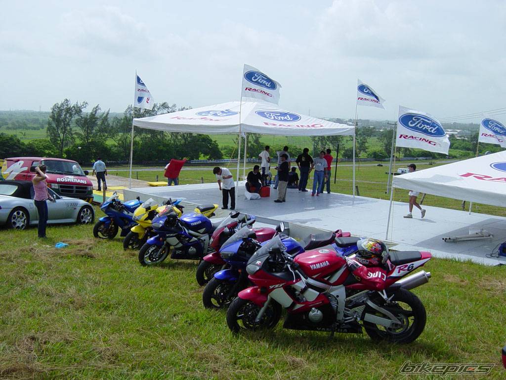 2004 YAMAHA YZF R6 | Picture 182447 motorcycle photo