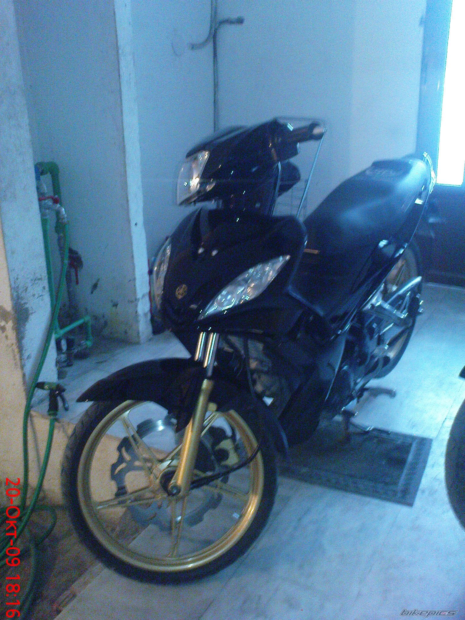 2010 YAMAHA CRYPTON R 137 | Picture 1824830 motorcycle photo