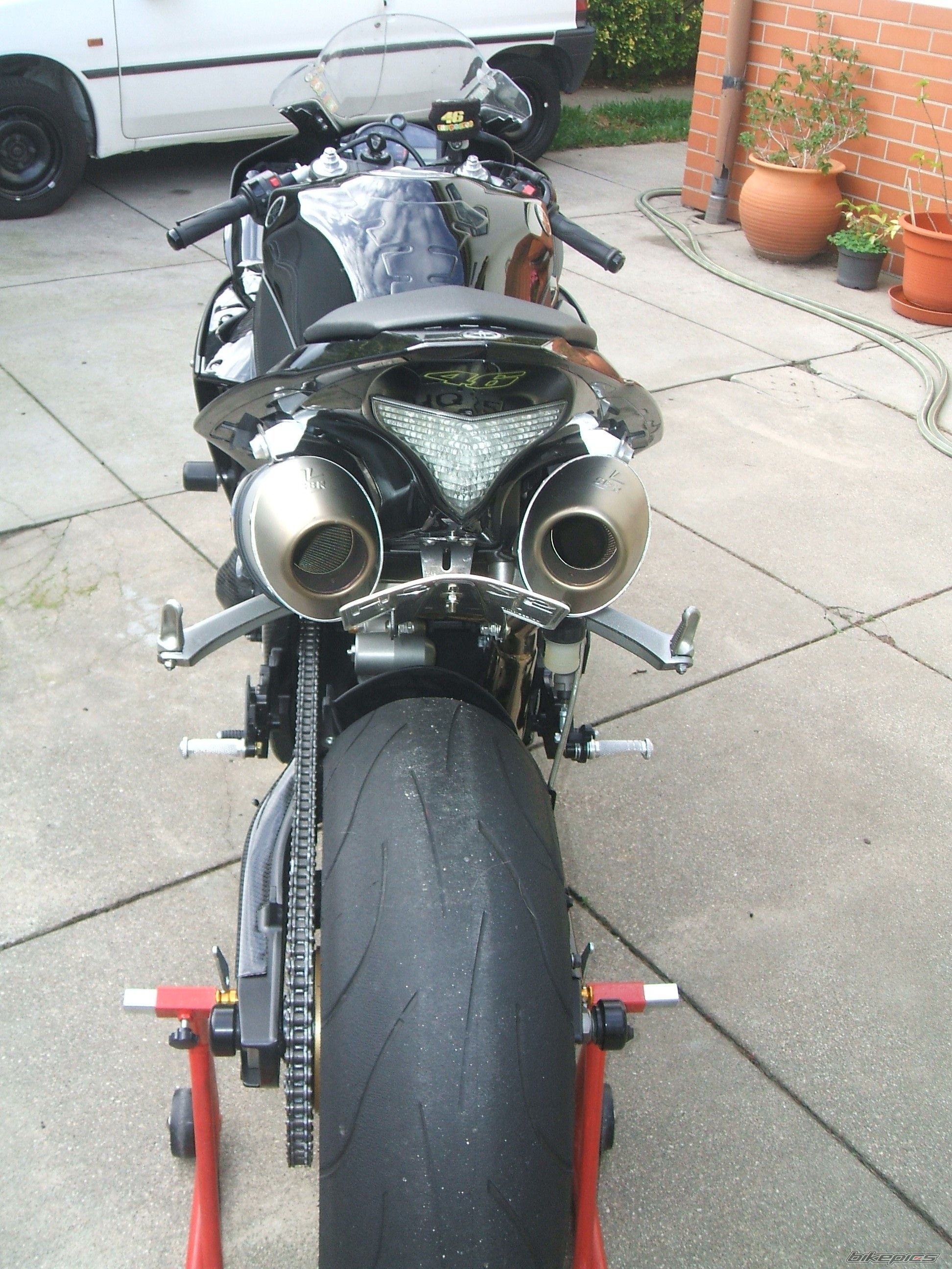 2009 YAMAHA YZF R1 | Picture 1825718 motorcycle photo