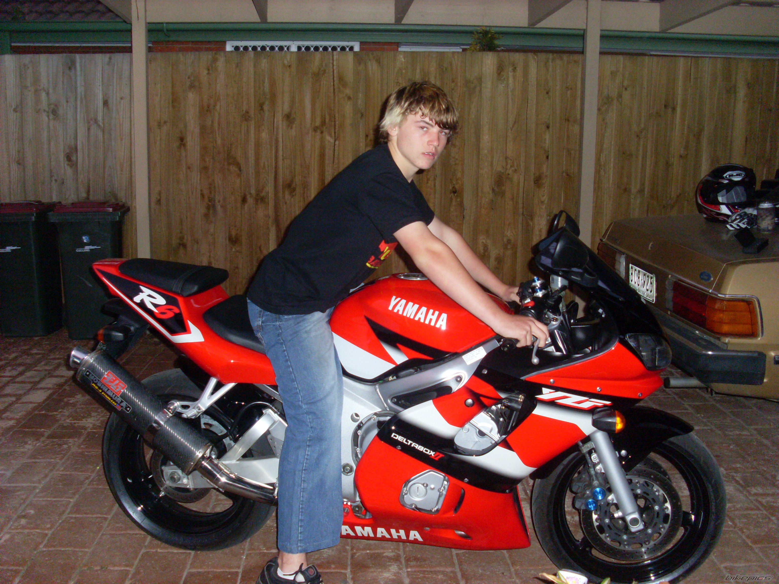 2001 YAMAHA YZF R6 | Picture 1826849 motorcycle photo