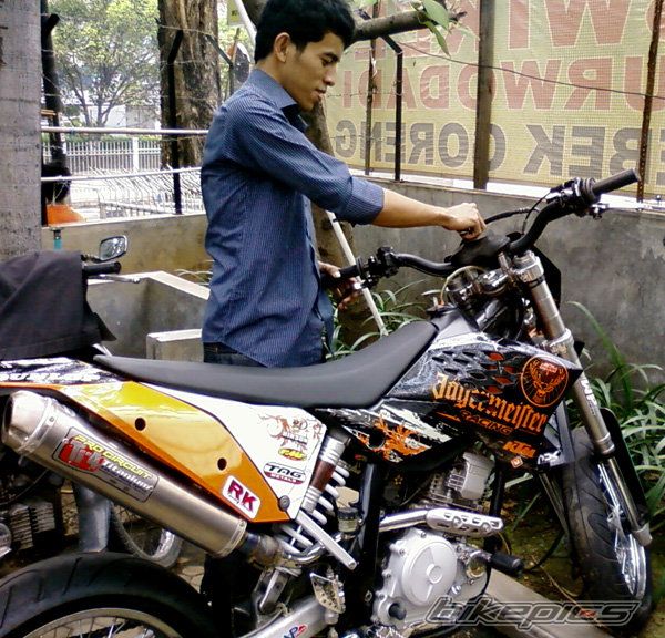 2008 BAJAJ PULSAR 180 | Picture 1826919 motorcycle photo