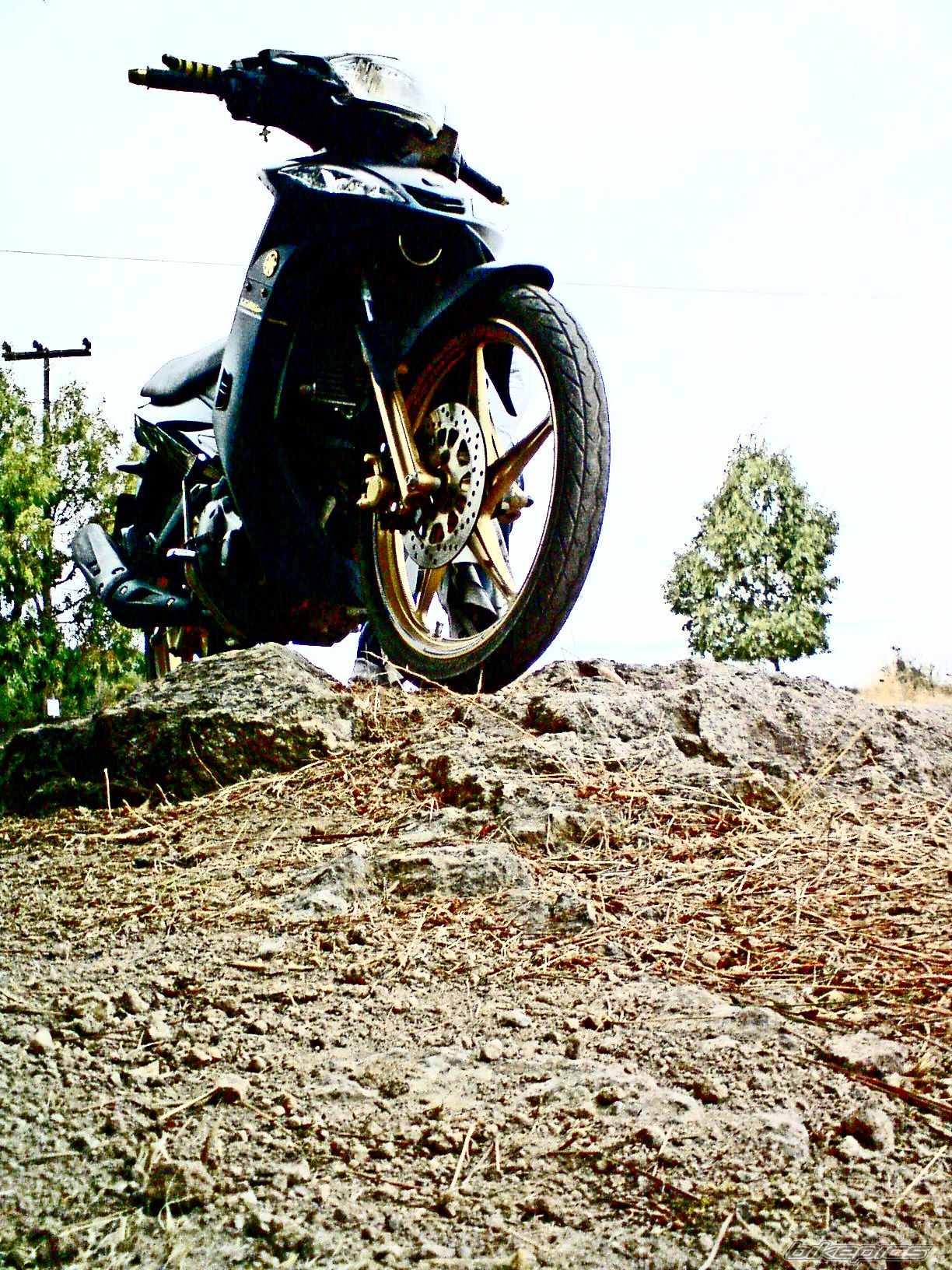2010 YAMAHA CRYPTON R 137 | Picture 1829019 motorcycle photo