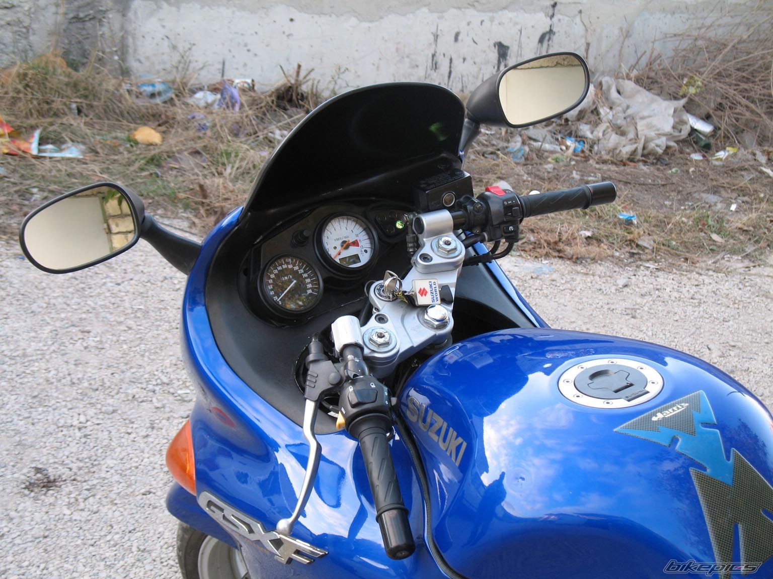 1998 SUZUKI GSX 600 | Picture 1829036 motorcycle photo