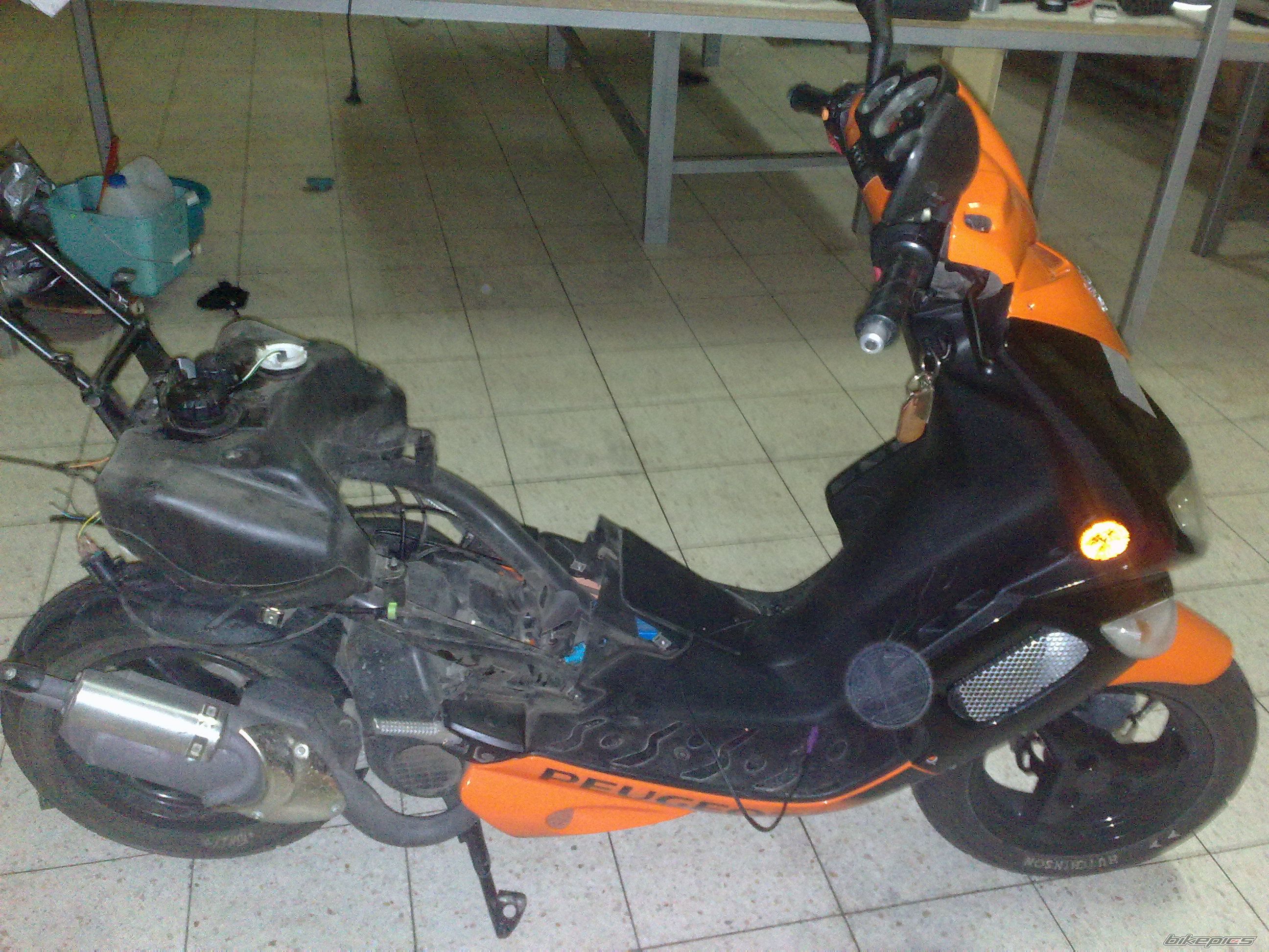 2007 PEUGEOT SPEEDFIGHT2 50 | Picture 1829949 motorcycle photo