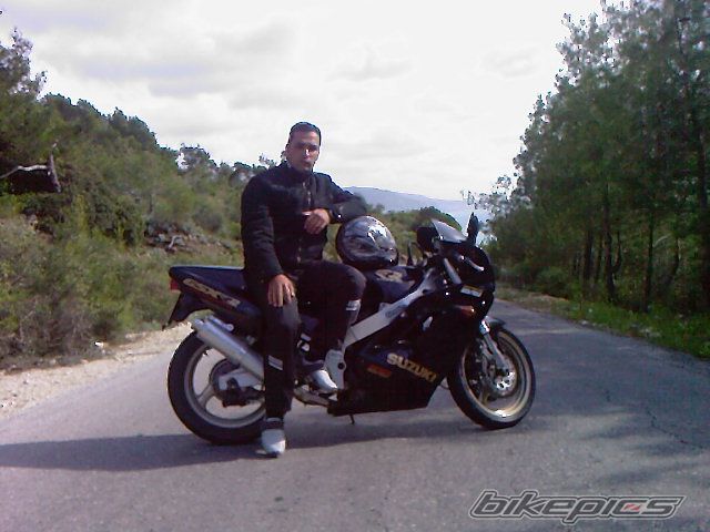 1989 SUZUKI GSX R 400 | Picture 1831430 motorcycle photo