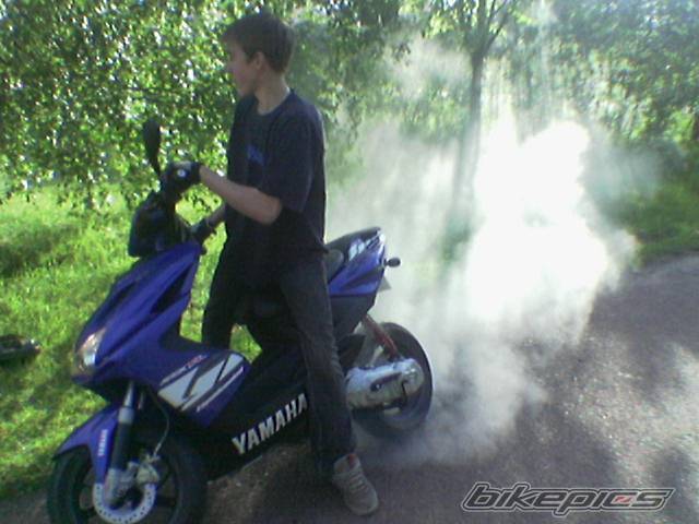 2004 YAMAHA AEROX 50 | Picture 183193 motorcycle photo