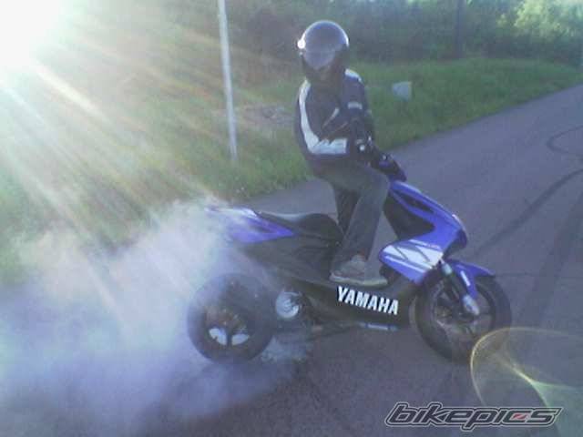 2004 YAMAHA AEROX 50 | Picture 183195 motorcycle photo