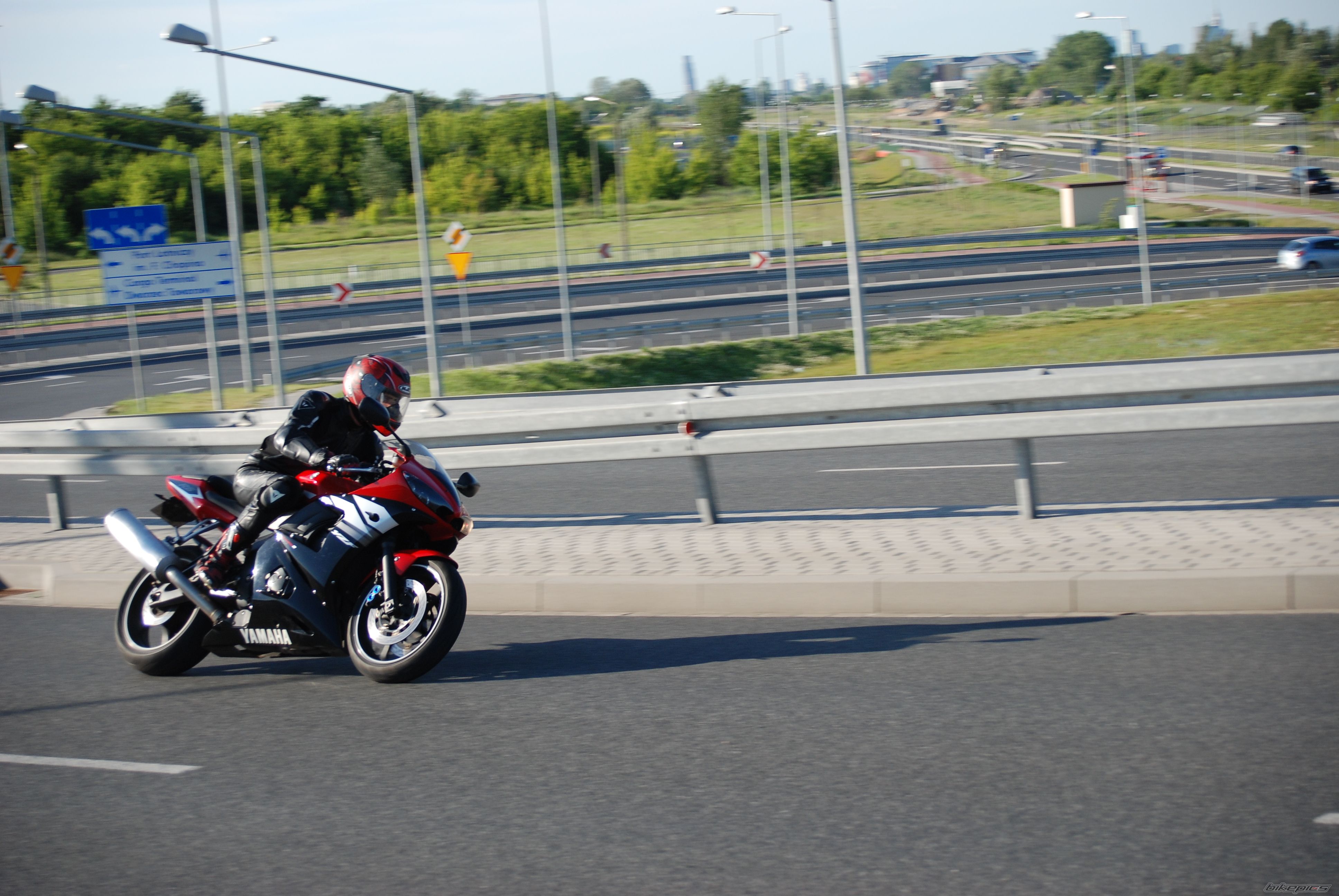 2004 YAMAHA YZF R6 | Picture 1834778 motorcycle photo