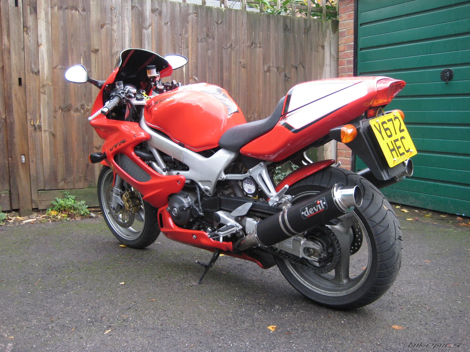 2001 HONDA VTR 1000 | Picture 1836035 motorcycle photo