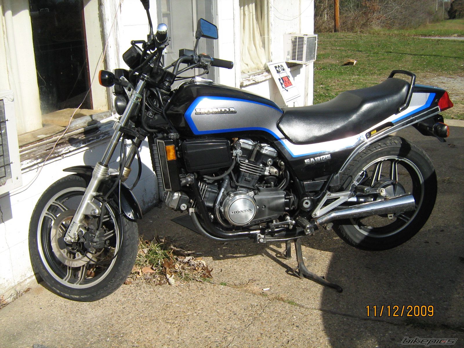 1985 HONDA VF700 SABRE | Picture 1836626 motorcycle photo